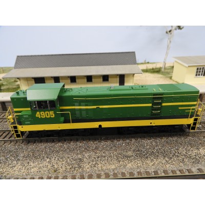 TrainOrama, 49 Class Locomotive, HO Scale; 4905 - Green/Yellow